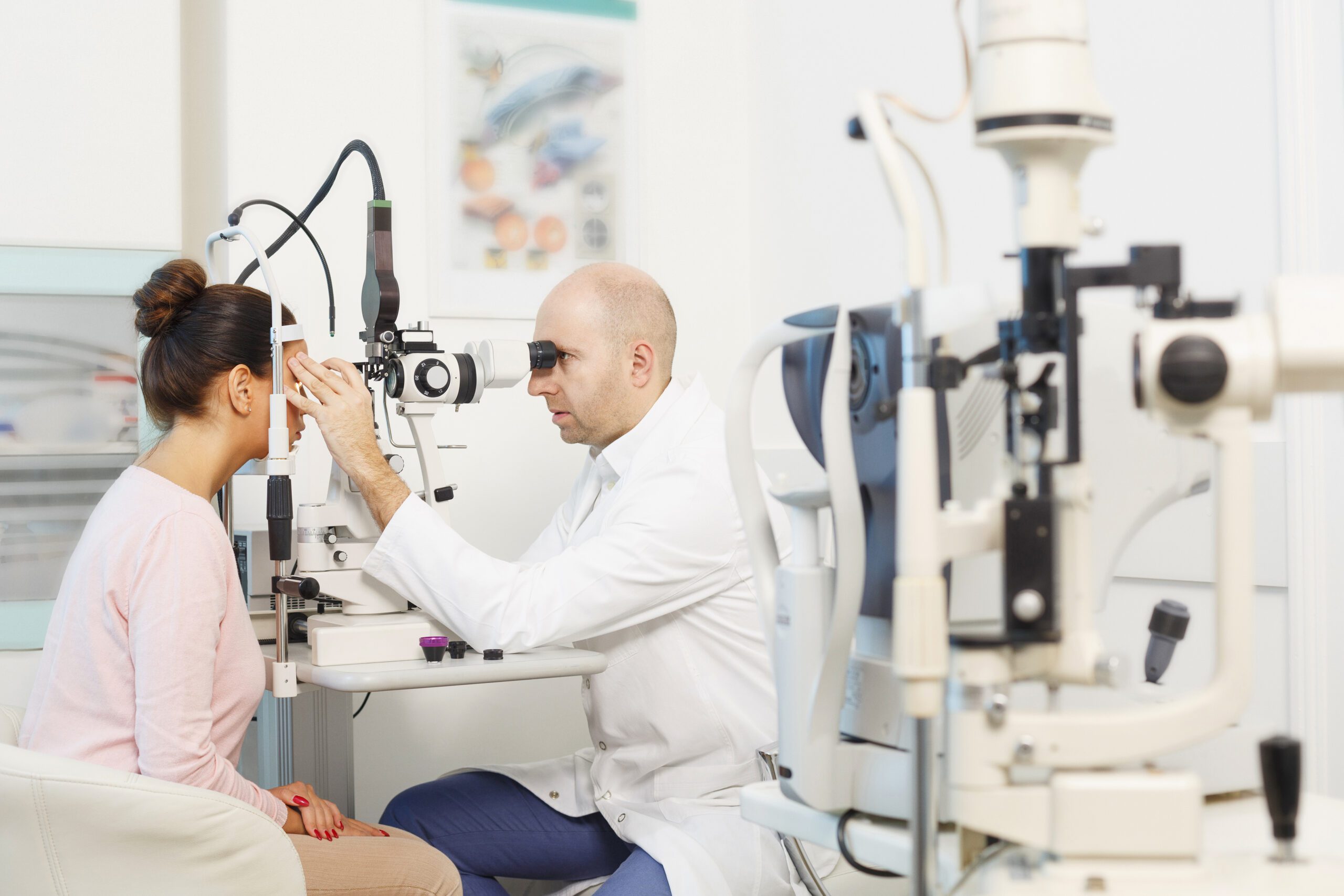 at-the-optician-ophthalmology-doctor-ophthalmologist-optometrist-medical-eye-examination